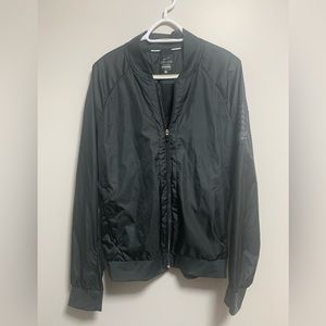 Men’s Nike Windbreaker Jacket